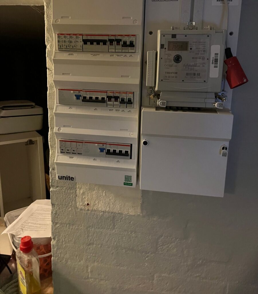 elektriker - JN El-serivce ApS - 322632999 860455221864233 41593214671129332 n e1688549868303 - Hjem elektriker - JN El-serivce ApS - 322632999 860455221864233 41593214671129332 n e1688549868303 - Hjem